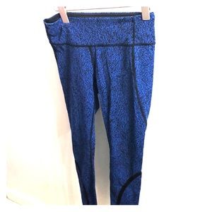 Lululemon  leggings size 4 3/4 length